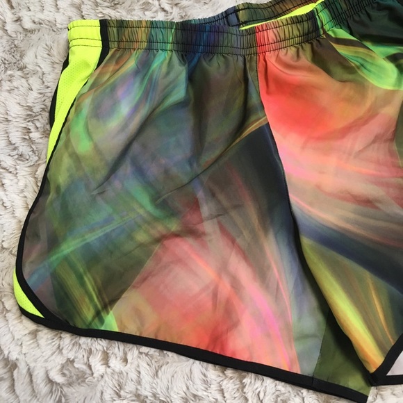 SOLD ❌Nike Dri-Fit Size XL Running ShortMultiColor - Picture 2 of 7